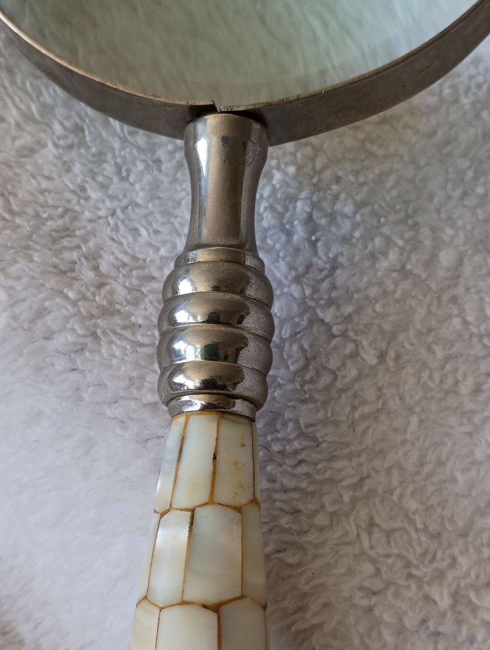 Decorative Silver and Cream Handheld Magnifier - Picture 4 of 10